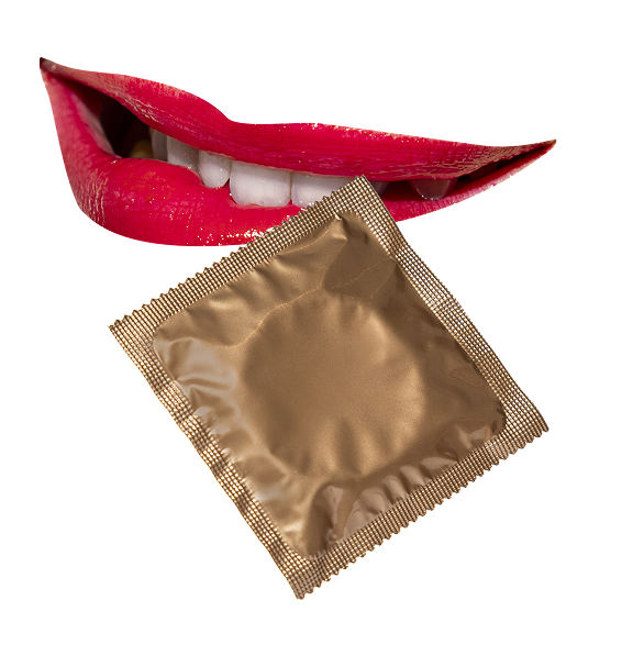 Mund mit rotem Lippenstift neben einem Kondom